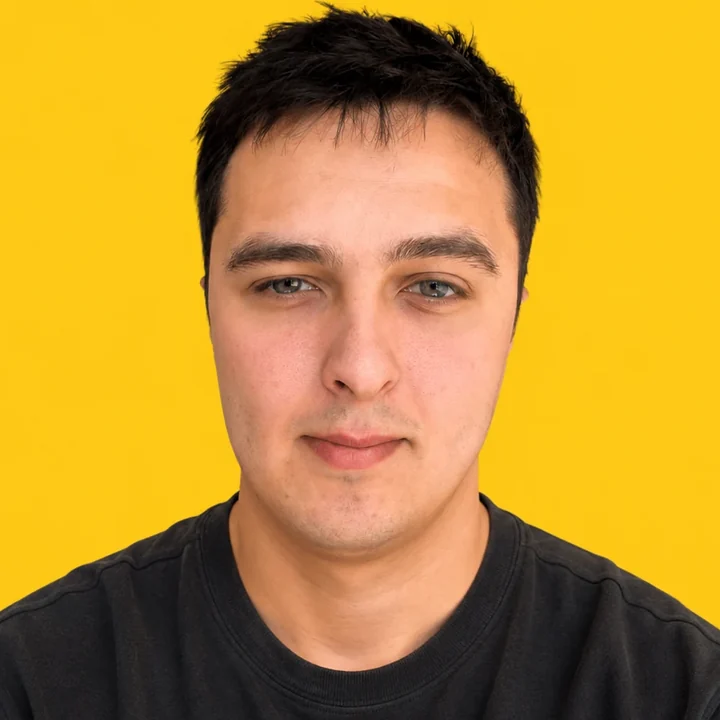 Ion Jereghi, fondator CHILLS Center și profesor pentru Cambridge, IELTS și engleză profesională